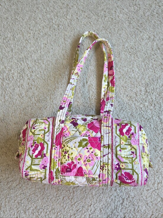 Vera Bradley Handbags - Vera Bradley 100 bag in the pattern "make me blush